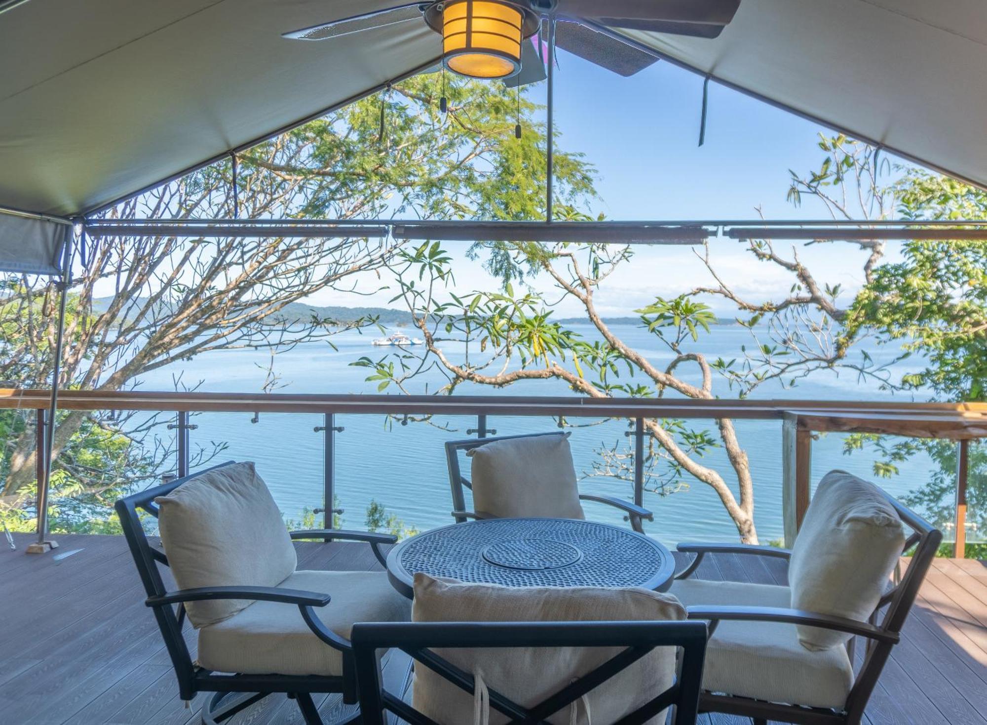 Isla Chiquita Glamping Hotel Paquera Rum bild