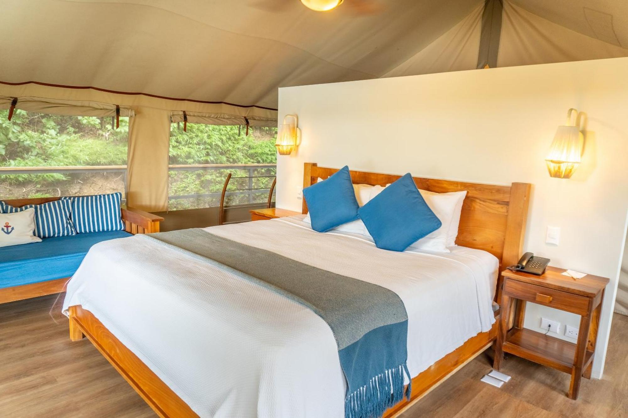 Isla Chiquita Glamping Hotel Paquera Rum bild