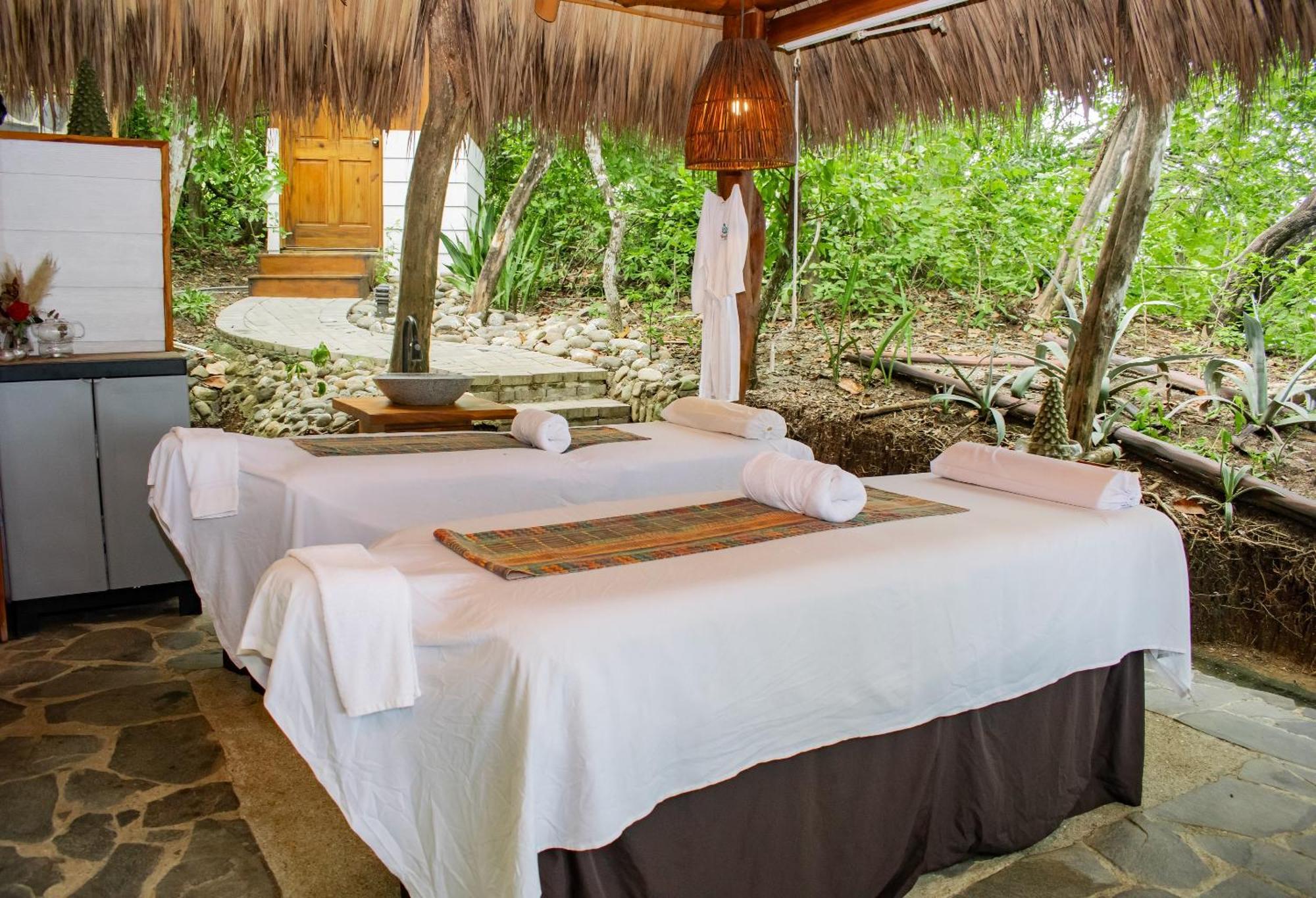 Isla Chiquita Glamping Hotel Paquera Exteriör bild