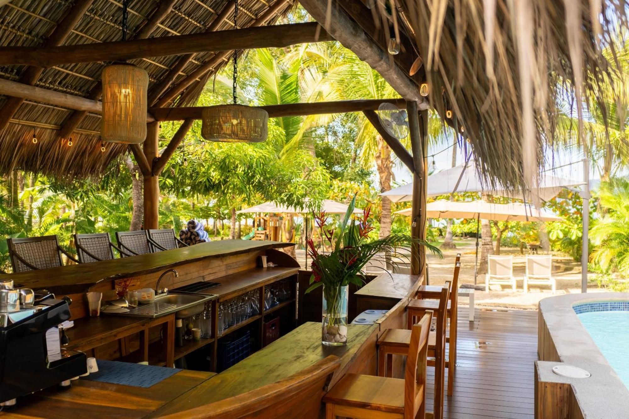 Isla Chiquita Glamping Hotel Paquera Exteriör bild