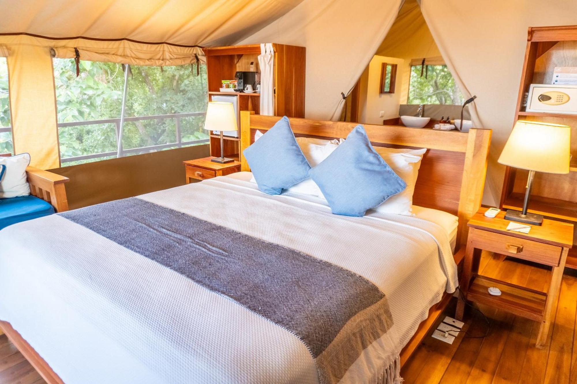 Isla Chiquita Glamping Hotel Paquera Exteriör bild